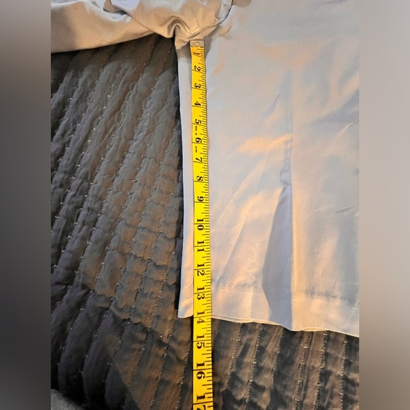 Adidas Shorts Womens Medium Climalite Flat Front Golf Beige Khaki Chino Bermuda - Picture 10 of 12